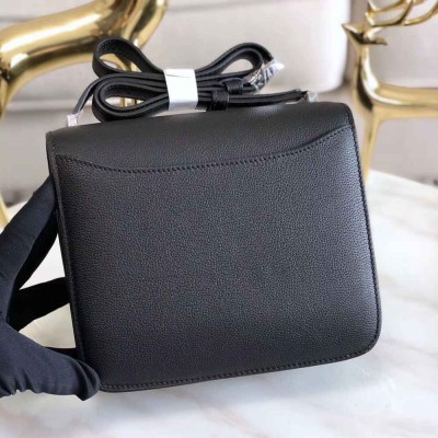 Hermes 2002 20cm Bag In Noir Evercolor Calfskin