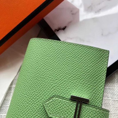 Hermes Bearn Mini Wallet In Vert Criquet Epsom Leather