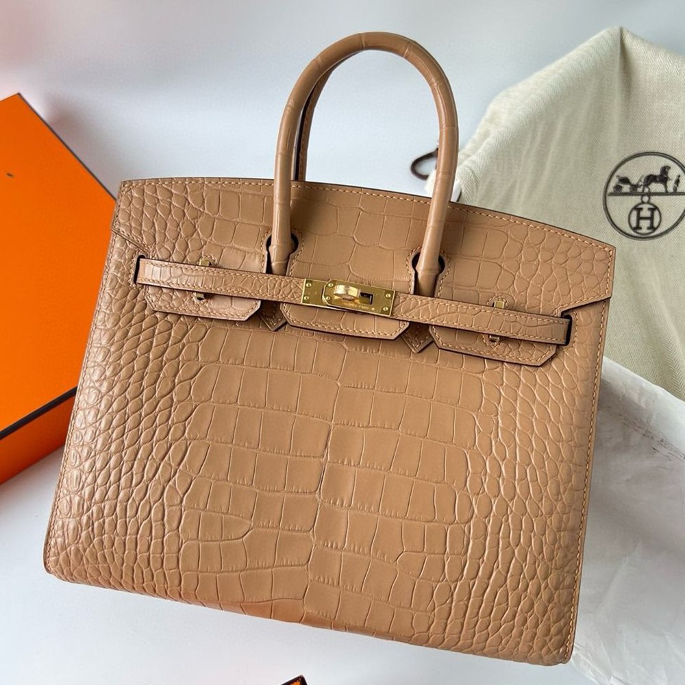 Hermes Birkin 25 Sellier Handmade Bag in Chai Matte Alligator Leather