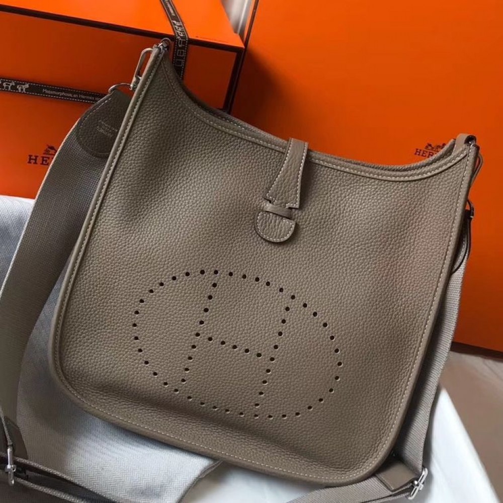 Hermes Evelyne III 29 PM Bag In Tourterelle Clemence Leather