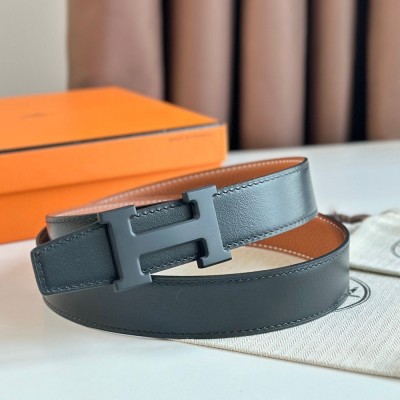 Hermes H Reversible 32MM Belt with Matte Buckle in Gold Clemence Leather