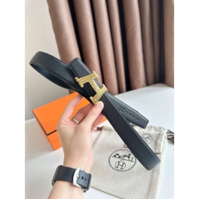 Hermes H Take Off Reversible Belt 32MM in Black Clemence Leather