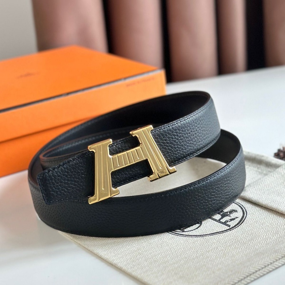 Hermes H Take Off Reversible Belt 32MM in Black Clemence Leather