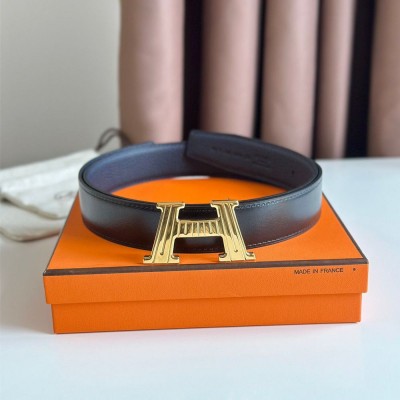 Hermes H Take Off Reversible Belt 32MM in Dark Blue Clemence Leather