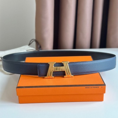 Hermes H Take Off Reversible Belt 32MM in Dark Blue Clemence Leather