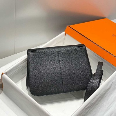 Hermes Halzan 25 Bag in Black Clemence Leather