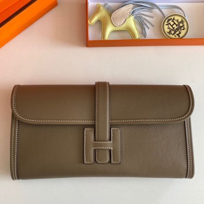 Hermes Jige Elan 29 Clutch Bag In Taupe Swift Calfskin