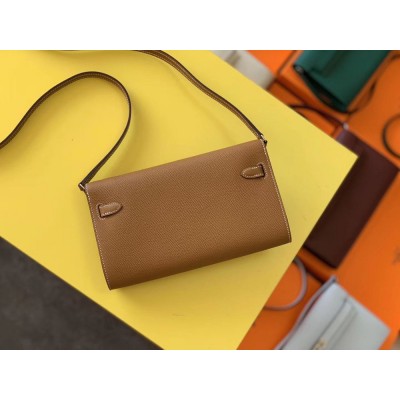 Hermes Kelly Classique To Go Wallet In Gold Epsom Calfskin