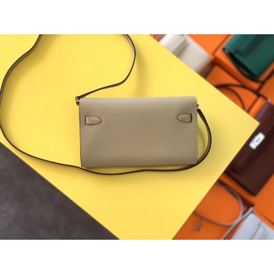 Hermes Kelly Classique To Go Wallet In Tourterelle Epsom Calfskin