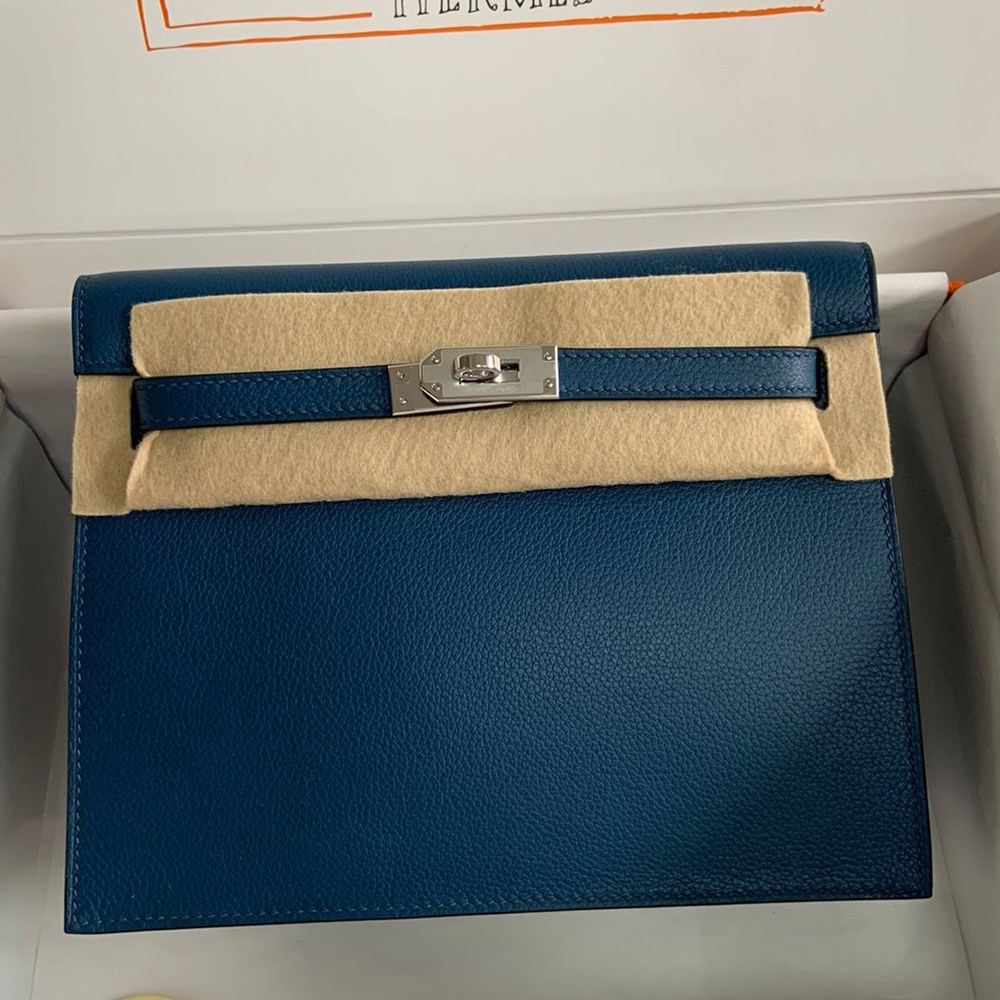 Hermes Kelly Danse II Bag In Deep Blue Evercolor Calfskin