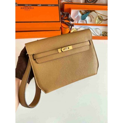 Hermes Kelly Depeches 25 Pouch in Sesame Epsom Calfskin