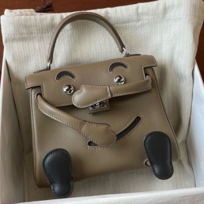 Hermes Kelly Doll Quelle Idole Bag in Taupe Swift Calfskin