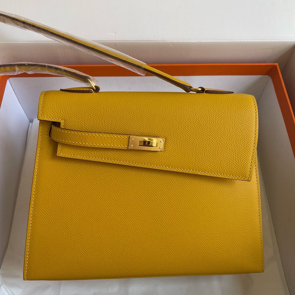 Hermes Kelly En Desordre 20 Handmade Bag in Jaune Ambre Epsom Calfskin