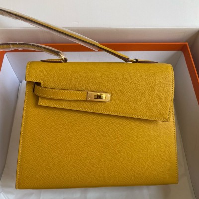 Hermes Kelly En Desordre 20 Handmade Bag in Jaune Ambre Epsom Calfskin