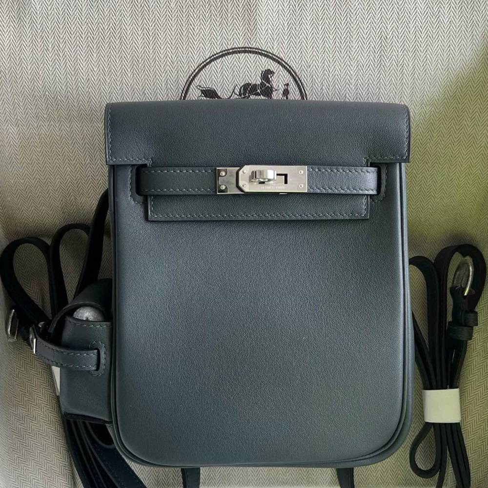 Hermes Kelly Jump Backpack in Gris Misty Swift Calfskin