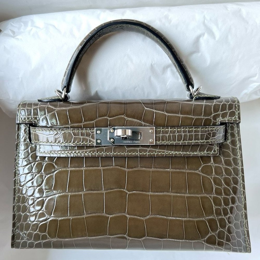 Hermes Kelly Mini II Sellier Handmade Bag in Olive Green Shiny Alligator Leather