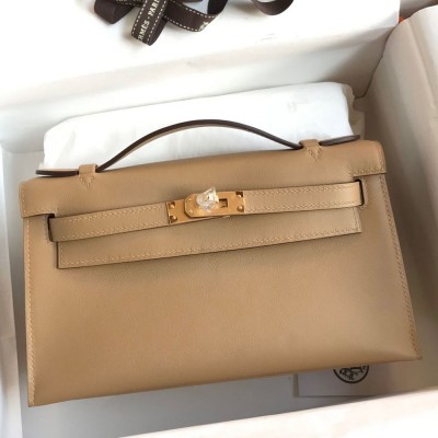 Hermes Kelly Pochette Handmade Bag In Biscuit Swift Calfskin