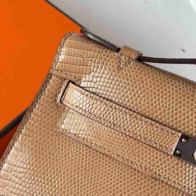 Hermes Kelly Pochette Handmade Bag In Chai Lizard Skin