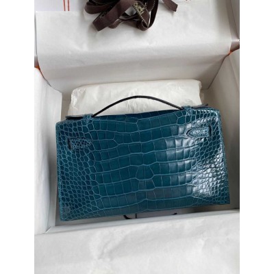 Hermes Kelly Pochette Handmade Bag In Colvert Shiny Alligator Leather