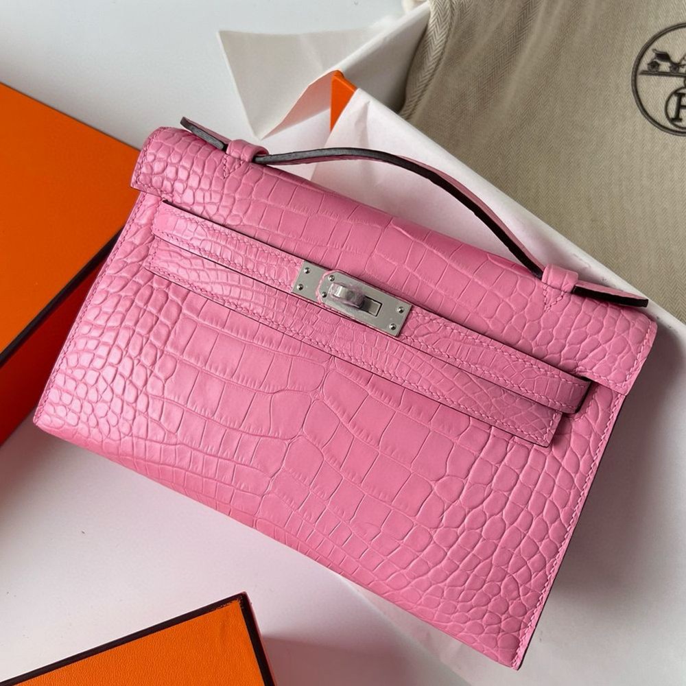 Hermes Kelly Pochette Handmade Bag in Rose Sakura Matte Alligator Leather