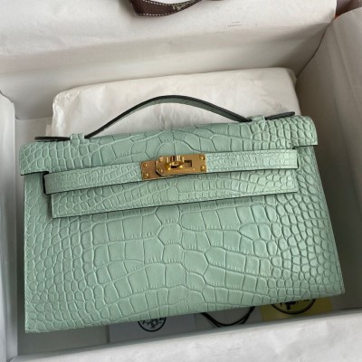 Hermes Kelly Pochette Handmade Bag In Vert De Matte Alligator Leather