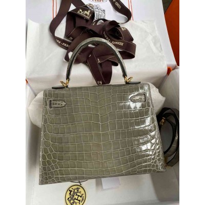 Hermes Kelly Retourne 25 Handmade Bag in Tourterelle Crocodile Niloticus Shiny Skin