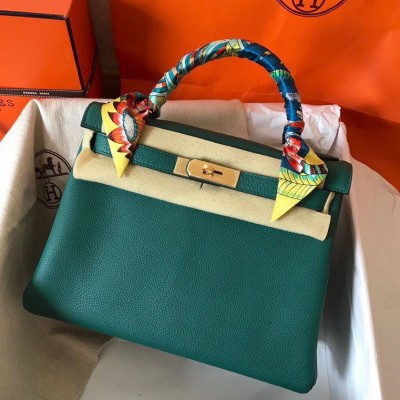 Hermes Kelly Retourne 28 Handmade Bag In Malachite Clemence Leather