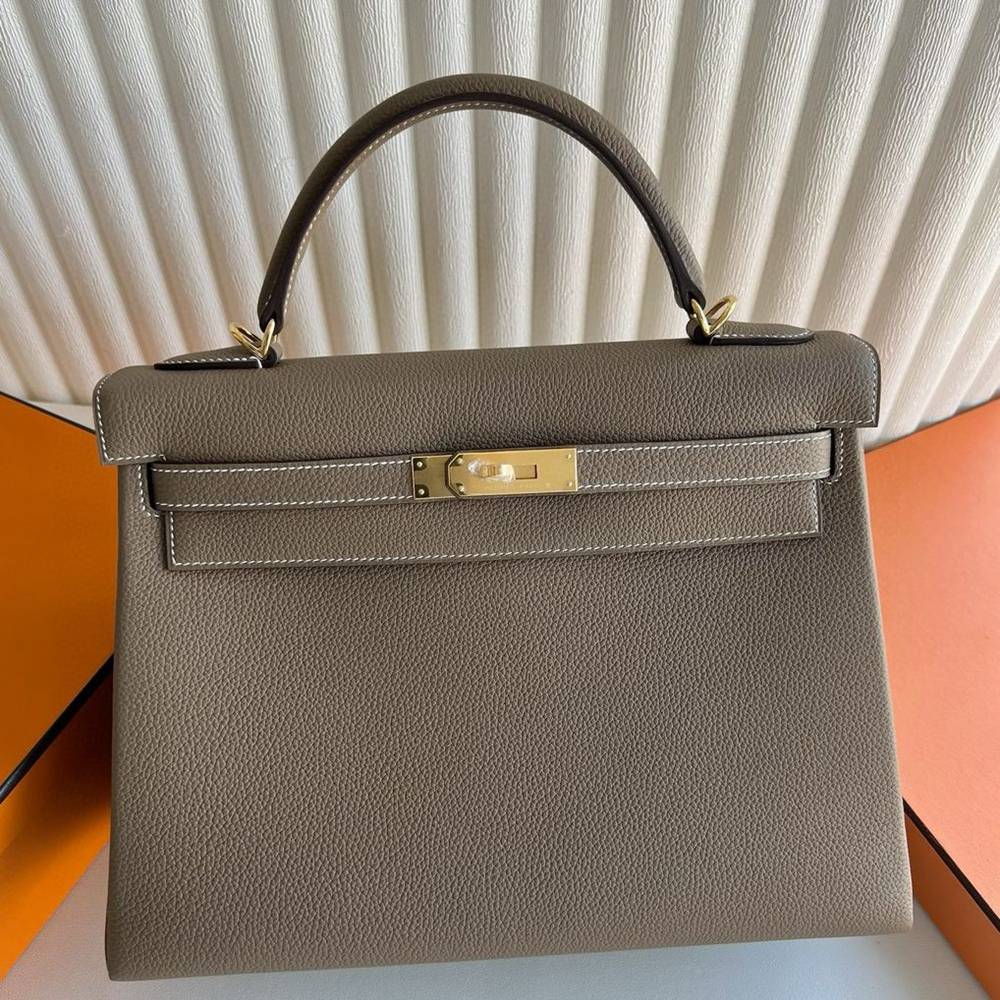 Hermes Kelly Retourne 35 Handmade Bag in Taupe Clemence Leather