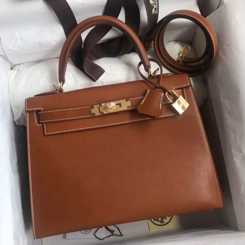 Hermes Kelly Sellier 28 Handmade Bag In Gold Barenia Calfskin