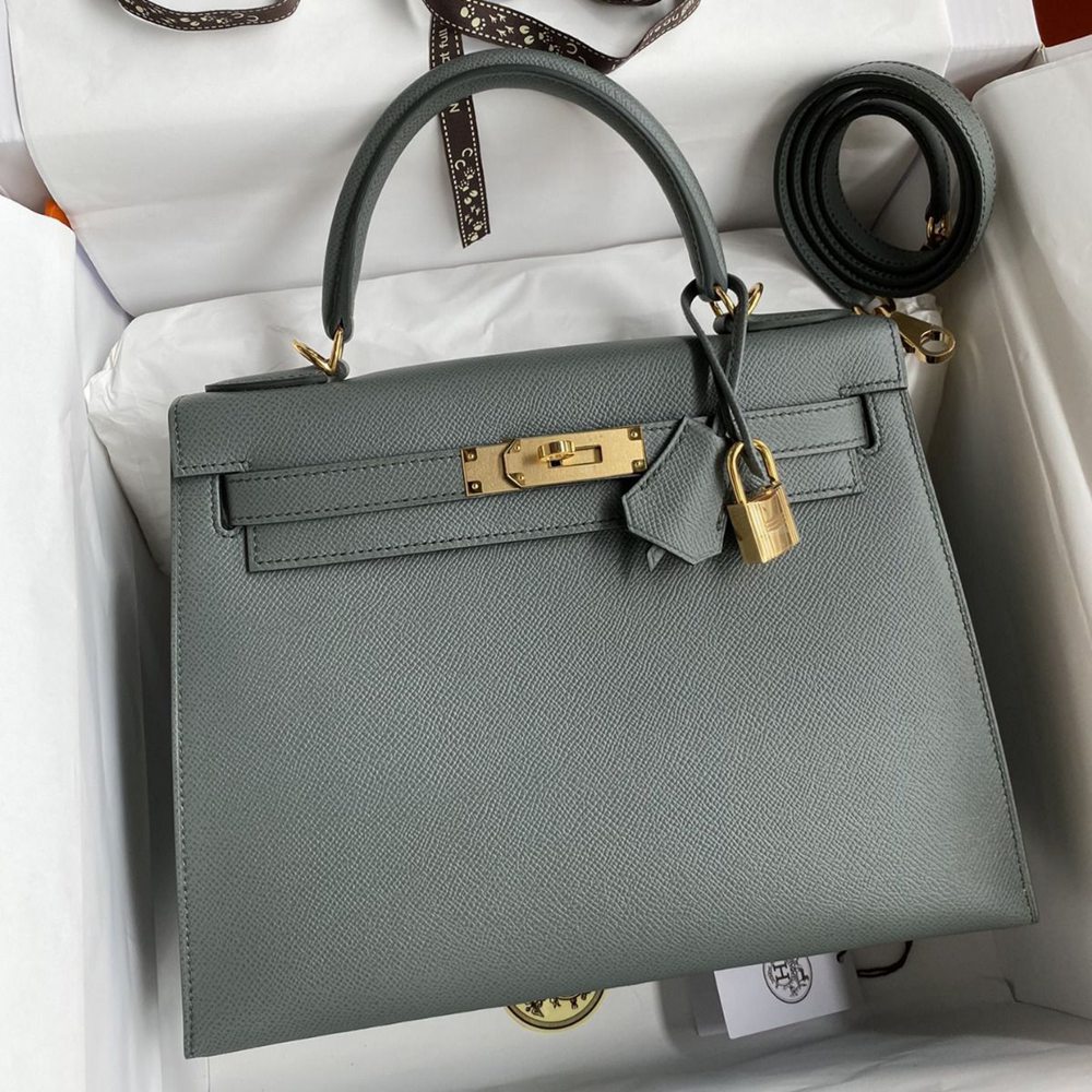 Hermes Kelly Sellier 28 Handmade Bag In Vert Amande Epsom Calfskin