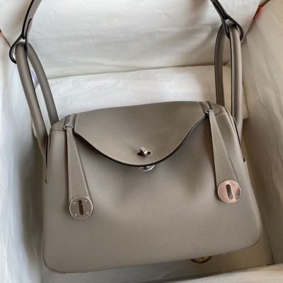 Hermes Lindy 26 Handmade Bag In Gris Asphalt Evercolor Leather