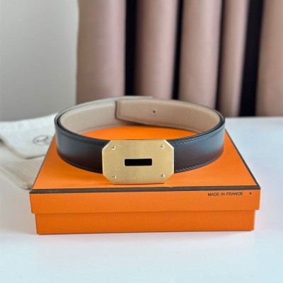 Hermes Neo Reversible Belt 32MM in Trench Clemence Leather