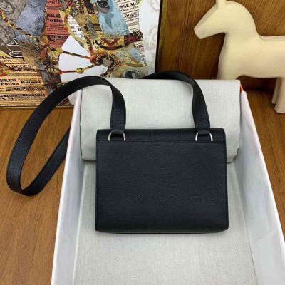 Hermes Sac a Depeches 21 Bag in Black Clemence Leather