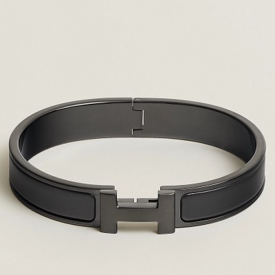 Hermes So Black Enamel Clic HH Bracelet